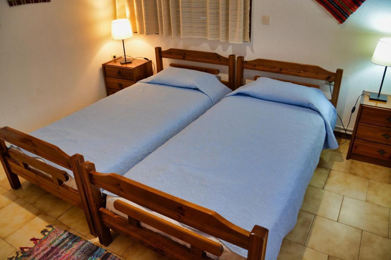 Papatzikos Traditional Guesthouse เนโอสมาร์มาราส ภายนอก รูปภาพ