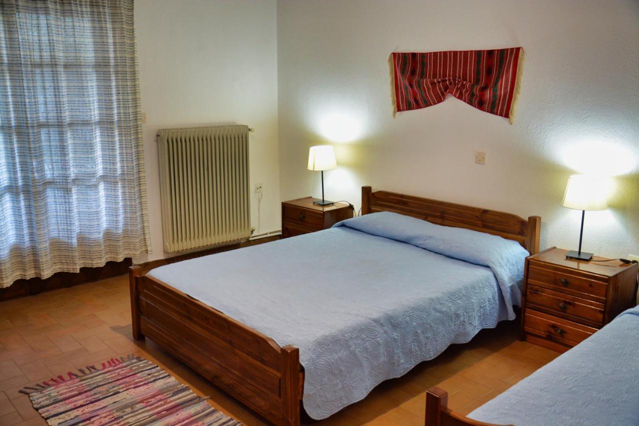 Papatzikos Traditional Guesthouse เนโอสมาร์มาราส ภายนอก รูปภาพ
